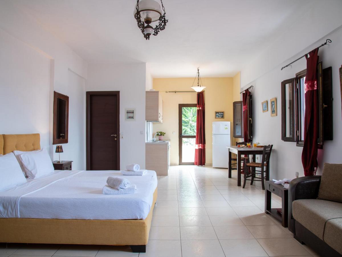 Apartmán Selana View Karavostásion Exteriér fotografie